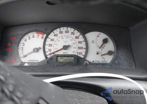 2004 Toyota Corolla S z USA, uszkodzony, nr VIN 2T1BR32E64C308195